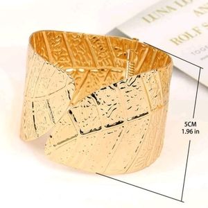 2pc Leaf Decor Curtain Holdback